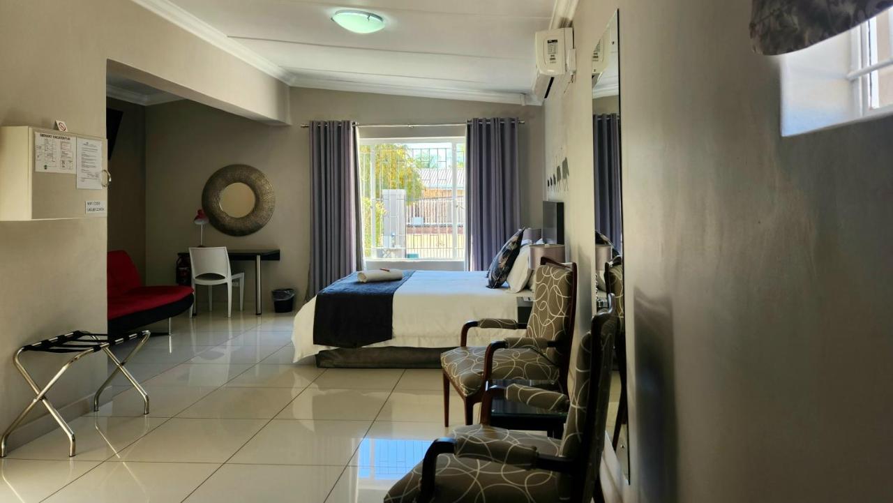 Green Kalahari Guesthouse Upington Kültér fotó